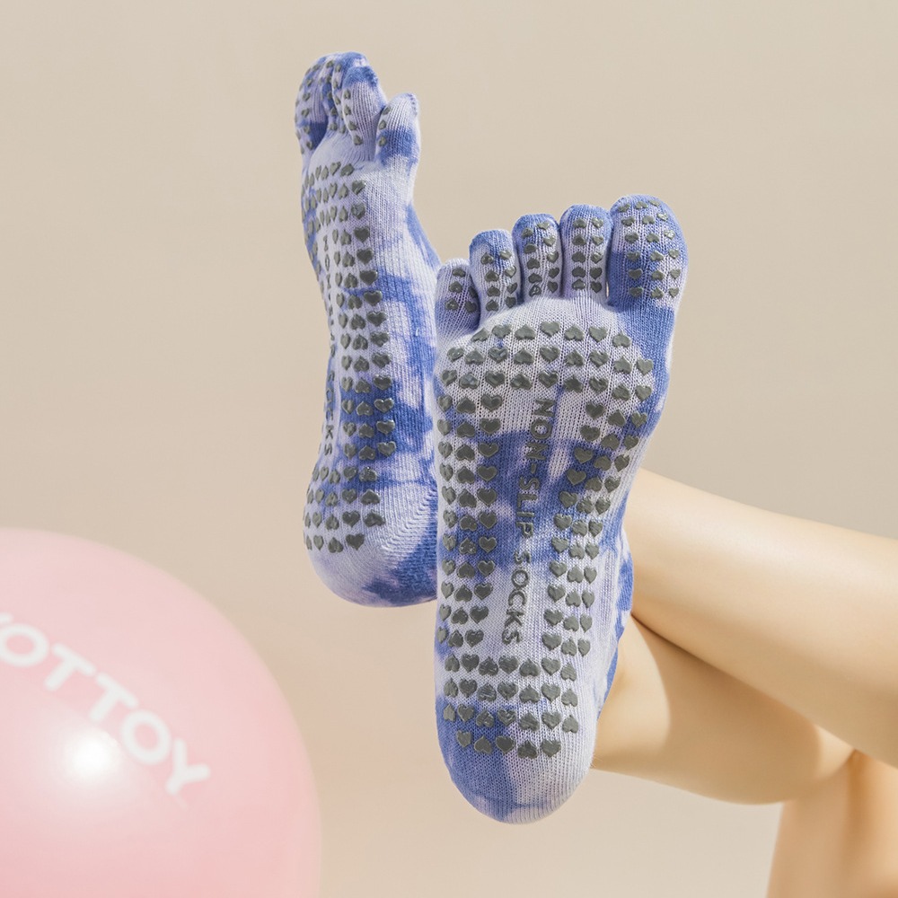 جوارب نسائية بخمسة أصابع ملونة - مراجعة Grip Sock Yoga وسعره