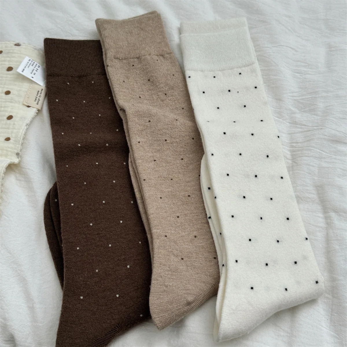 SP & CITY الشتاء الحلو البولكا - مراجعة Silk Sock Bamboo وسعره