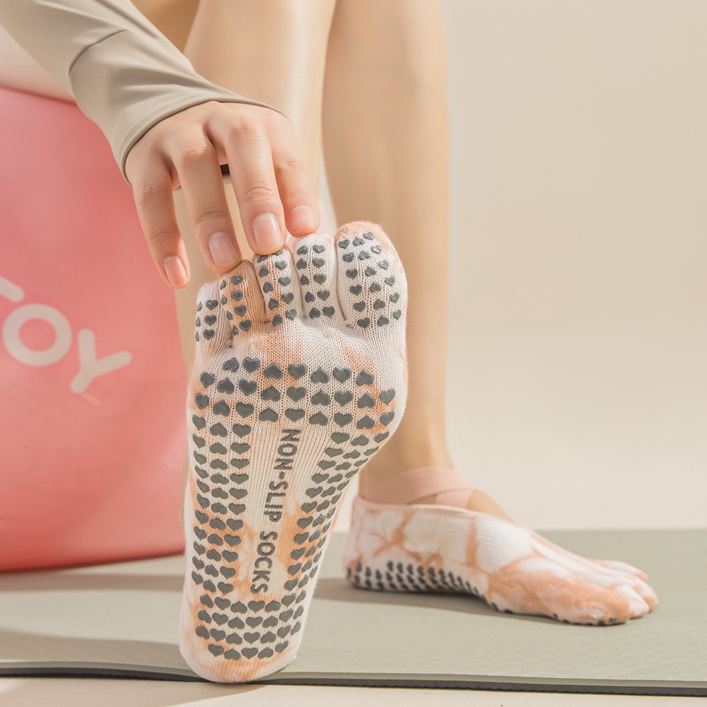 جوارب يوجا نسائية بخمسة أصابع  - مراجعة Toe Sock Split وسعره