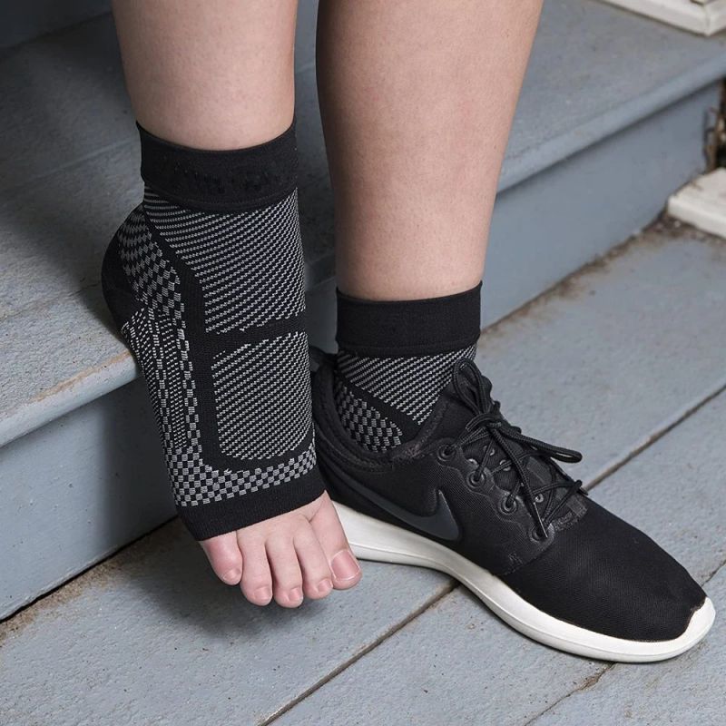 1 زوج الرياضة الكاحل دعم هدفين - مراجعة Ankle Brace Sock وسعره